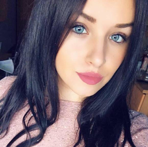 Meet your Posher, Clara - Picture 1 of 1